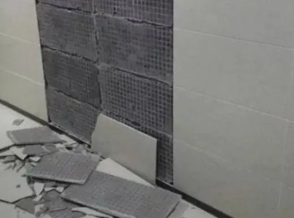 淮上瓷砖空鼓维修公司分享下淮上墙砖松动维修的知识